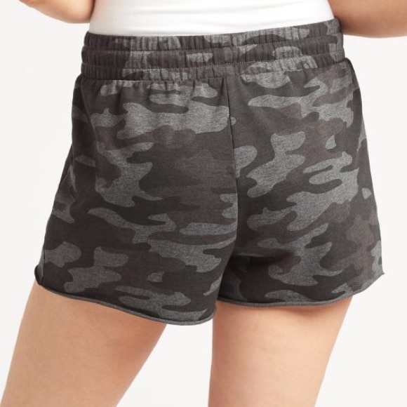 Z Supply Camo Sporty Short XS NWT - Picture 3 of 8